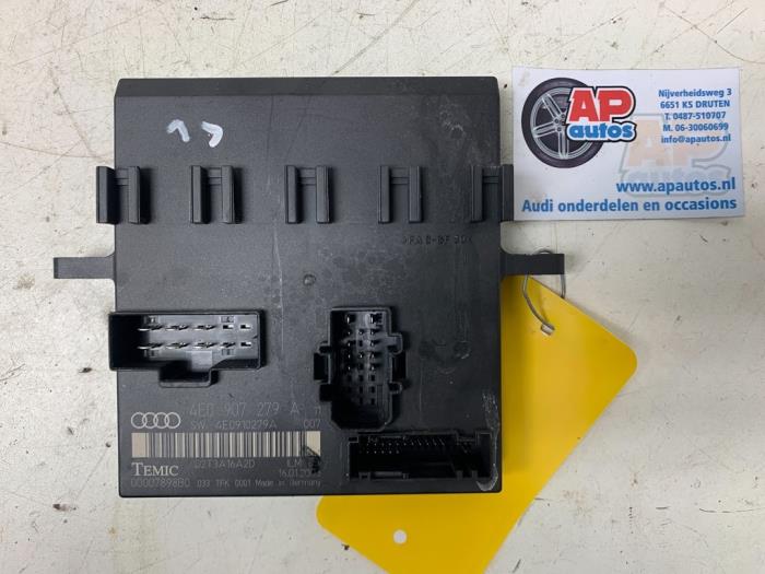 Gebruikte Computer Body Control Audi A8 (D3) 4.2 V8 40V Quattro Prijs € 74,99 Margeregeling aangeboden door AP Auto's