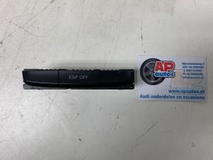 Gebruikte ESP Schakelaar Audi A4 (B8) 2.0 TDI 16V Prijs € 9,99 Margeregeling aangeboden door AP Auto's