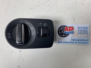 Gebruikte Licht Schakelaar Audi A3 Sportback (8PA) 1.4 TFSI 16V Prijs € 19,99 Margeregeling aangeboden door AP Auto's