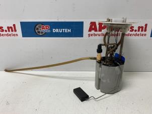 Gebruikte Tank element Pomp Audi A6 Avant (C6) 2.4 V6 24V Prijs € 74,99 Margeregeling aangeboden door AP Auto's