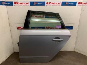 Gebruikte Deur 4Deurs links-achter Audi A3 Sportback (8VA/8VF) 1.4 TFSI 16V e-tron Prijs € 399,99 Margeregeling aangeboden door AP Auto's