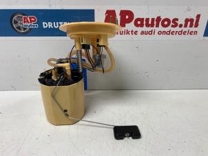 Gebruikte Tank element Pomp Audi A4 Avant (B8) 2.0 TDI 16V Prijs € 49,99 Margeregeling aangeboden door AP Auto's