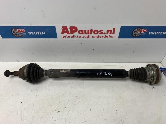 Gebruikte Steekas rechts-voor Audi A3 Cabriolet (8P7) 2.0 TFSI 16V Prijs € 34,99 Margeregeling aangeboden door AP Auto's