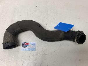 Gebruikte Intercooler Slang Audi A4 Avant (B8) 1.8 TFSI 16V Prijs € 19,99 Margeregeling aangeboden door AP Auto's