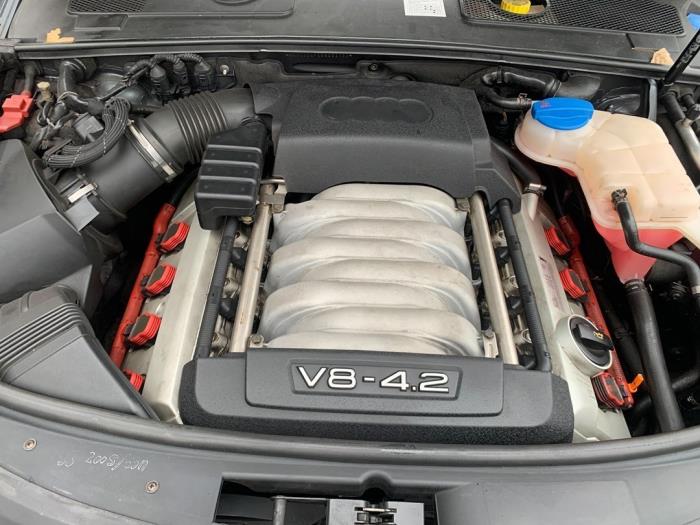Motor Audi A6 Avant (C6), 2005 / 2011 4.2 V8 40V Quattro, Combi/o, Benzine, 4.163cc, 246kW (334pk), 4x4, BAT, 2005-03 / 2006-05, 4F5 (Gebruikt)