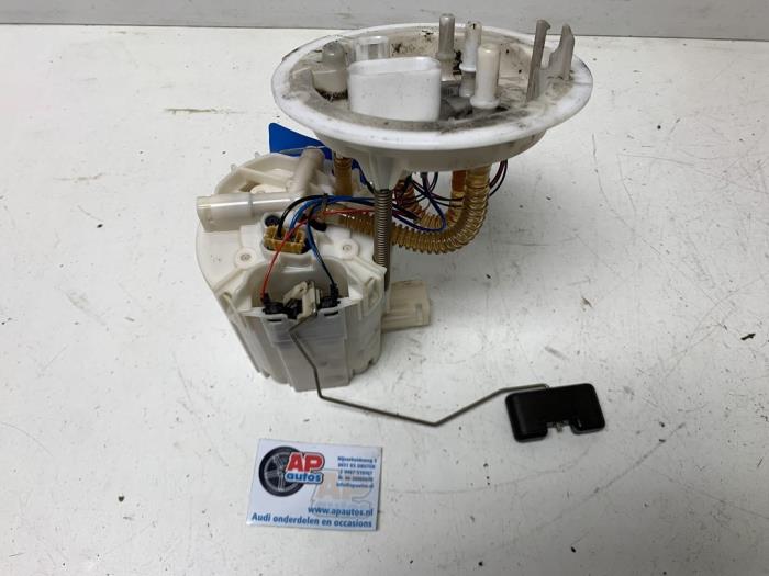 Gebruikte Tank element Pomp Audi A4 Allroad Quattro (B8) 2.0 TDI 16V Prijs € 29,99 Margeregeling aangeboden door AP Auto's