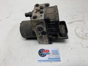 Gebruikte ABS Pomp Audi A8 (D3) 6.0 W12 48V Quattro Prijs € 499,99 Margeregeling aangeboden door AP Auto's