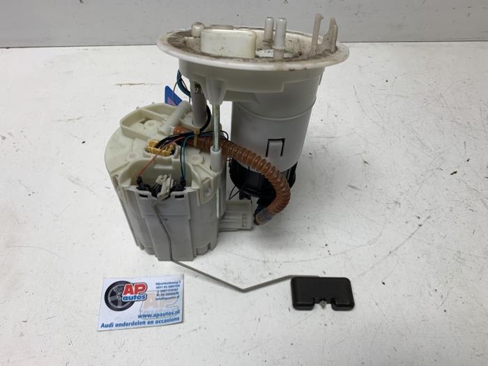 Gebruikte Tank element Pomp Audi A4 (B8) 1.8 TFSI 16V Prijs € 29,99 Margeregeling aangeboden door AP Auto's