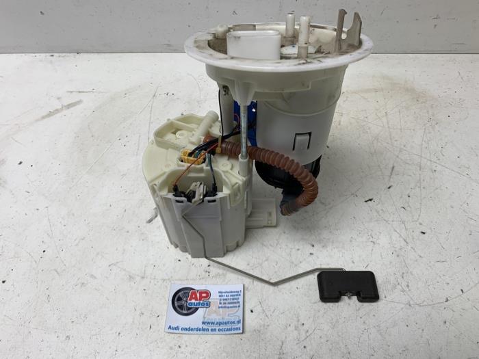 Gebruikte Tank element Pomp Audi A4 Avant (B8) 1.8 TFSI 16V Prijs € 29,99 Margeregeling aangeboden door AP Auto's
