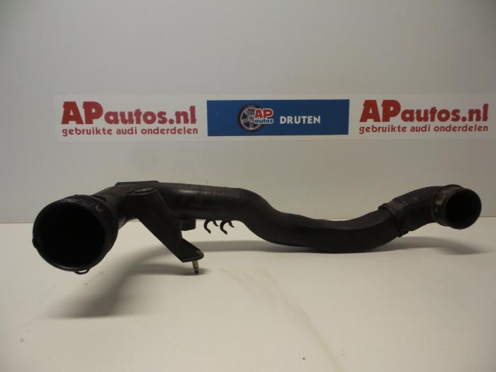 Gebruikte Intercooler Buis Audi A4 Avant (B6) 1.9 TDI PDE 130 Prijs € 24,99 Margeregeling aangeboden door AP Auto's