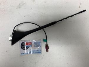 Gebruikte Antenne Audi A1 Sportback (8XA/8XF) 1.0 TFSI Ultra 12V Prijs € 14,99 Margeregeling aangeboden door AP Auto's