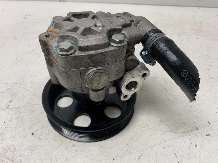 Gebruikte Pomp Servo Audi A5 Sportback (8TA) 2.0 TFSI 16V Prijs € 34,99 Margeregeling aangeboden door AP Auto's