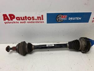 Gebruikte Aandrijfas rechts-achter Audi S4 (B9) 3.0 TFSI V6 24V Prijs € 99,99 Margeregeling aangeboden door AP Auto's