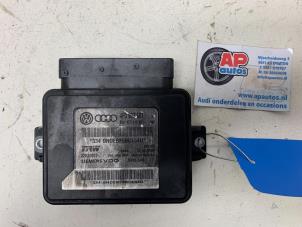 Gebruikte Handrem Computer Audi A6 (C6) 3.2 V6 24V FSI Quattro Prijs € 64,99 Margeregeling aangeboden door AP Auto's