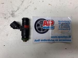 Gebruikte Injector (benzine injectie) Volkswagen Polo V (6R) 1.2 12V BlueMotion Technology Prijs € 19,99 Margeregeling aangeboden door AP Auto's