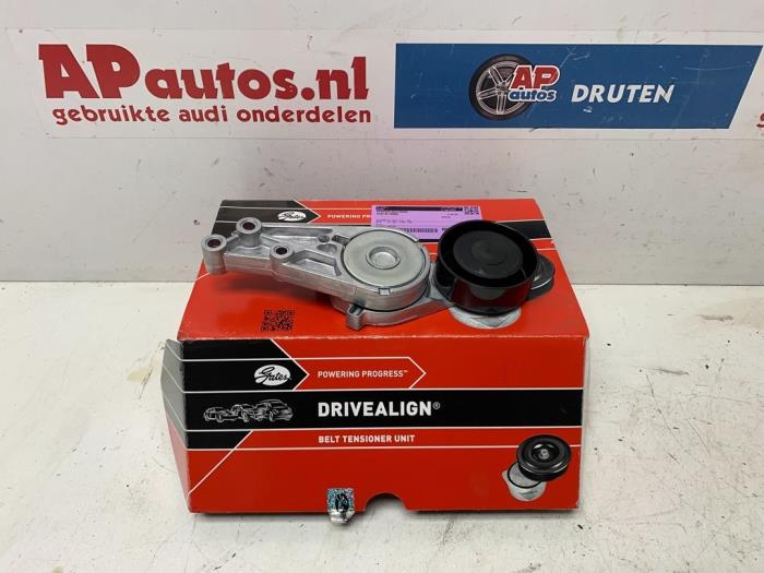 Spanner multiriem van een Audi A4 (B7) 1.8 T 20V Quattro 2006