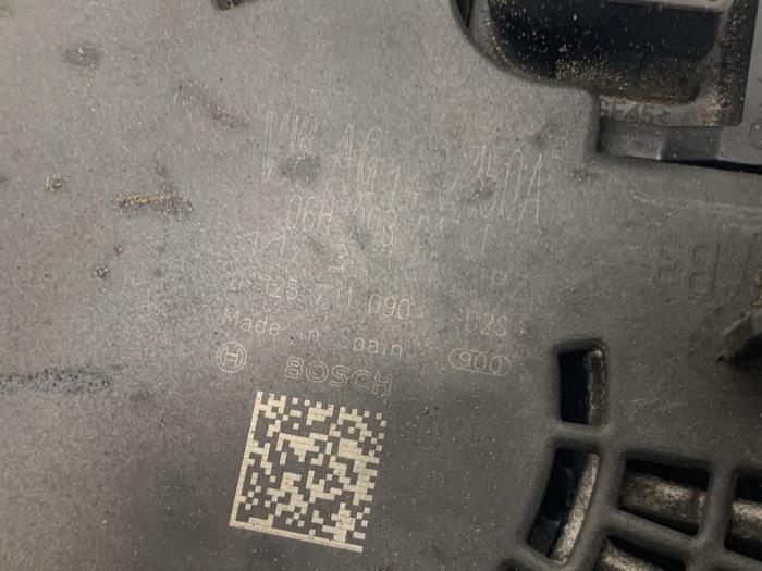 Dynamo van een Audi A4 Avant (B8) 1.8 TFSI 16V 2013