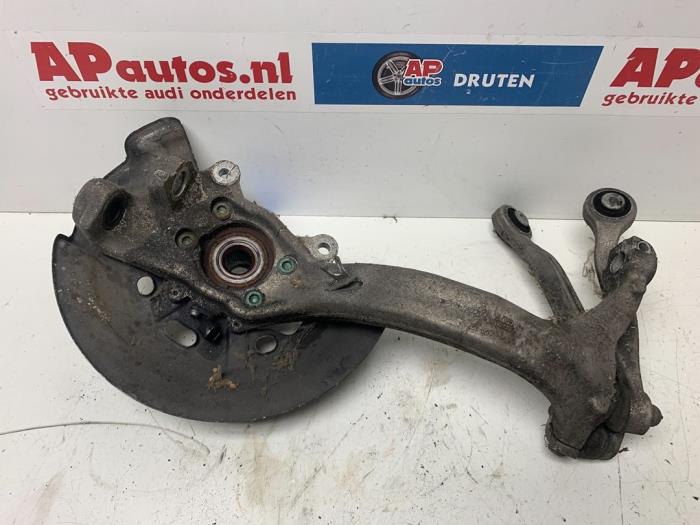 Gebruikte Fusee links-voor Audi A8 (D3) 4.0 TDI V8 32V Quattro Prijs € 84,99 Margeregeling aangeboden door AP Auto's