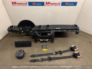 Gebruikte Airbag Set + Module Audi A3 Sportback (8VA/8VF) 1.4 TFSI 16V e-tron Prijs € 1.249,99 Margeregeling aangeboden door AP Auto's