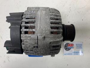 Gebruikte Dynamo Volkswagen Polo V (6R) 1.4 16V Prijs € 29,99 Margeregeling aangeboden door AP Auto's