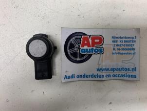 Gebruikte PDC Sensor Audi A4 Avant (B9) 2.0 TDI 16V Prijs € 9,99 Margeregeling aangeboden door AP Auto's