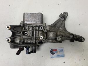 Gebruikte Oliefilterhuis Audi A3 Sportback (8VA/8VF) 1.8 TFSI 16V Quattro Prijs € 39,99 Margeregeling aangeboden door AP Auto's