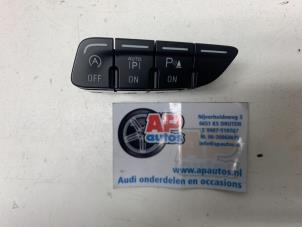 Gebruikte PDC Schakelaar Ford Kuga II (DM2) 1.5 EcoBoost 16V 150 Prijs € 14,99 Margeregeling aangeboden door AP Auto's