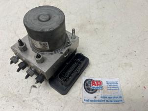 Gebruikte ABS Pomp Opel Karl 1.0 12V Prijs € 49,99 Margeregeling aangeboden door AP Auto's