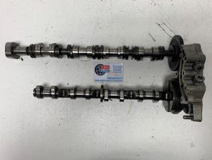 Gebruikte Nokkenas set Audi A4 Avant (B8) 2.0 TFSI 16V Prijs € 349,99 Margeregeling aangeboden door AP Auto's