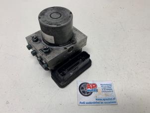 Gebruikte ABS Pomp Audi A4 Avant (B9) 2.0 TDI Ultra 16V Prijs € 349,99 Margeregeling aangeboden door AP Auto's