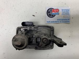 Gebruikte Uitlaatgas smoorklep Audi A4 Avant (B9) 2.0 TDI Ultra 16V Prijs € 29,99 Margeregeling aangeboden door AP Auto's