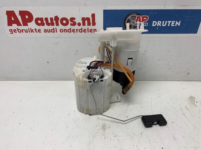 Gebruikte Tank element Pomp Audi A5 (8T3) 2.0 TFSI 16V Quattro Prijs € 29,99 Margeregeling aangeboden door AP Auto's