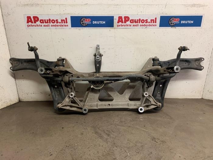 Gebruikte Subframe Volkswagen Passat Variant (3G5) 2.0 TDI 16V 150 Prijs € 149,99 Margeregeling aangeboden door AP Auto's