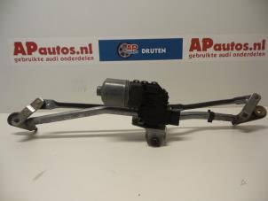 Gebruikte Ruitenwissermotor voor Audi A4 Quattro (B6) 3.0 V6 30V Prijs € 24,99 Margeregeling aangeboden door AP Autos