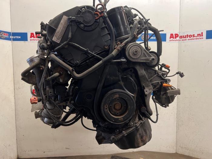 Gebruikte Motor Audi A4 Avant (B8) 2.0 TFSI 16V Quattro Prijs € 2.249,99 Margeregeling aangeboden door AP Auto's