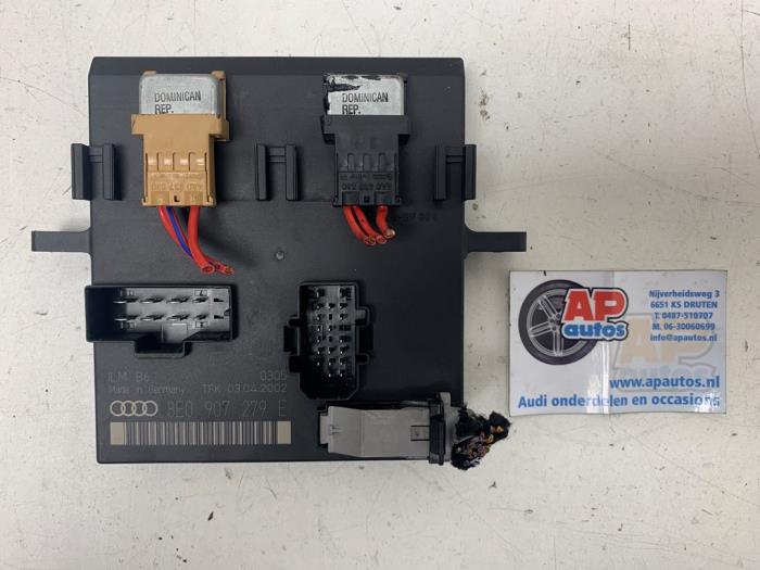 Gebruikte Module Bodycontrol Audi A4 Cabriolet (B6) 3.0 V6 30V Prijs € 49,99 Margeregeling aangeboden door AP Auto's