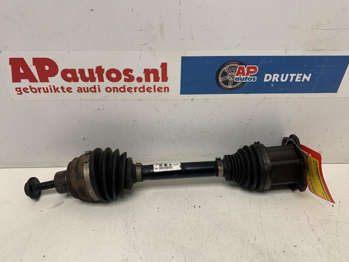Gebruikte Aandrijfas rechts-voor Audi A4 Avant (B8) 1.8 TFSI 16V Prijs € 29,99 Margeregeling aangeboden door AP Auto's