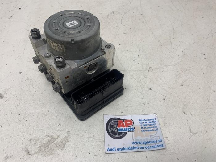 Gebruikte ABS Pomp Audi A3 Limousine (8VS/8VM) 2.0 TFSI 16V Prijs € 74,99 Margeregeling aangeboden door AP Auto's