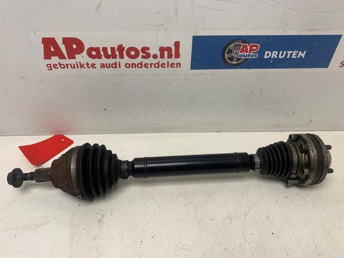 Gebruikte Aandrijfas rechts-voor Audi A3 Limousine (8VS/8VM) 2.0 TFSI 16V Prijs € 174,99 Margeregeling aangeboden door AP Auto's