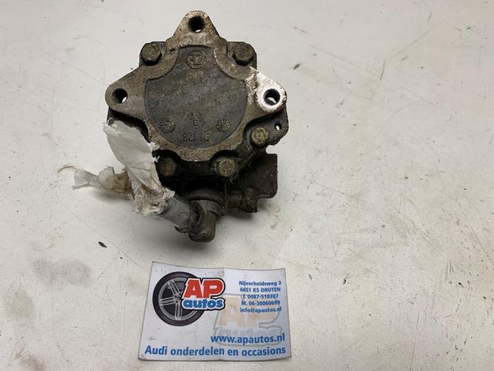 Gebruikte Servopomp Audi A4 Avant (B7) 2.5 TDI V6 24V Prijs € 24,99 Margeregeling aangeboden door AP Auto's