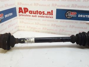 Gebruikte Aandrijfas links-achter Audi A4 (B6) 1.8 T 20V Prijs € 24,99 Margeregeling aangeboden door AP Autos