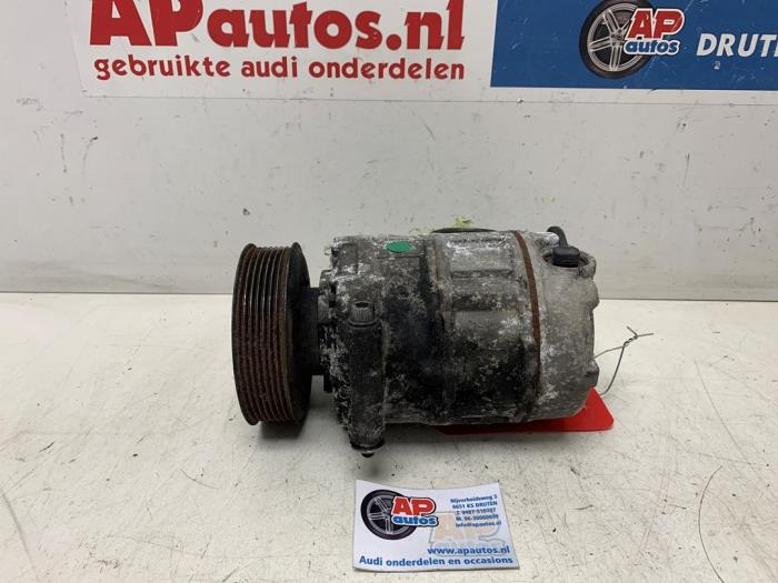 Gebruikte Aircopomp Audi A8 (D3) 6.0 W12 48V Quattro Prijs € 124,99 Margeregeling aangeboden door AP Auto's