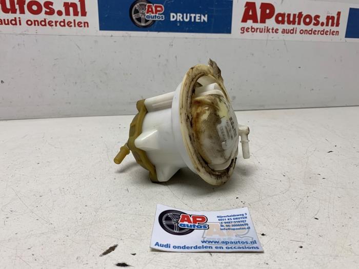 Gebruikte Tank element Pomp Audi Q7 (4LB) 4.2 FSI V8 32V Prijs € 74,99 Margeregeling aangeboden door AP Auto's