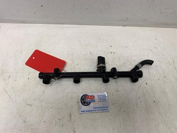 Gebruikte Injector brug Audi A3 Sportback (8VA/8VF) 1.8 TFSI 16V Quattro Prijs € 24,99 Margeregeling aangeboden door AP Auto's