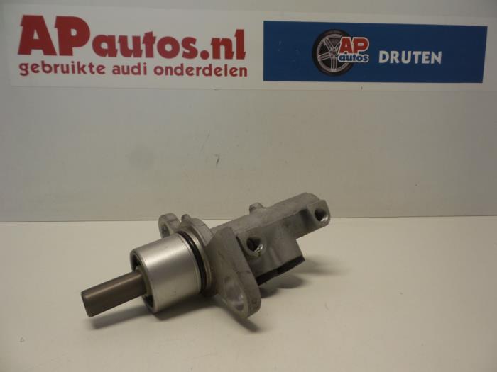 Gebruikte Hoofdremcilinder Audi A4 Avant (B5) 1.8 20V Turbo Prijs € 14,99 Margeregeling aangeboden door AP Auto's