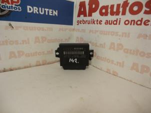 Gebruikte PDC Module Audi A8 (D3) 3.7 V8 40V Quattro Prijs € 45,00 Margeregeling aangeboden door AP Autos
