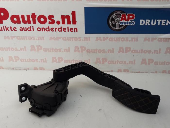 Gebruikte Gaspedaalpositie Sensor Audi A8 (D3) 3.7 V8 40V Quattro Prijs € 19,99 Margeregeling aangeboden door AP Auto's