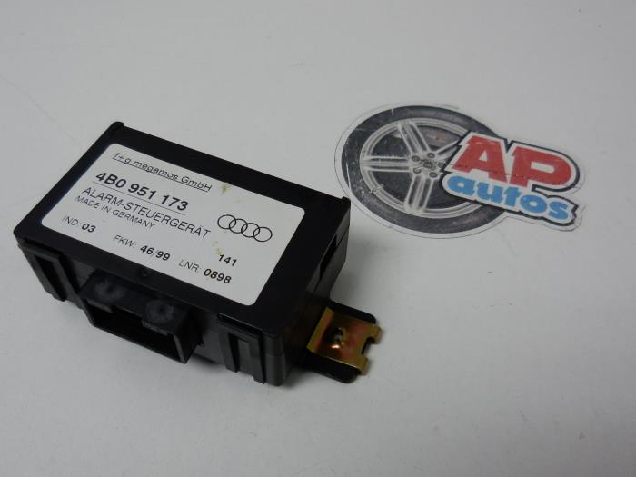 Gebruikte Computer Diversen Audi S3 (8L1) 1.8 T 20V Prijs € 24,99 Margeregeling aangeboden door AP Auto's
