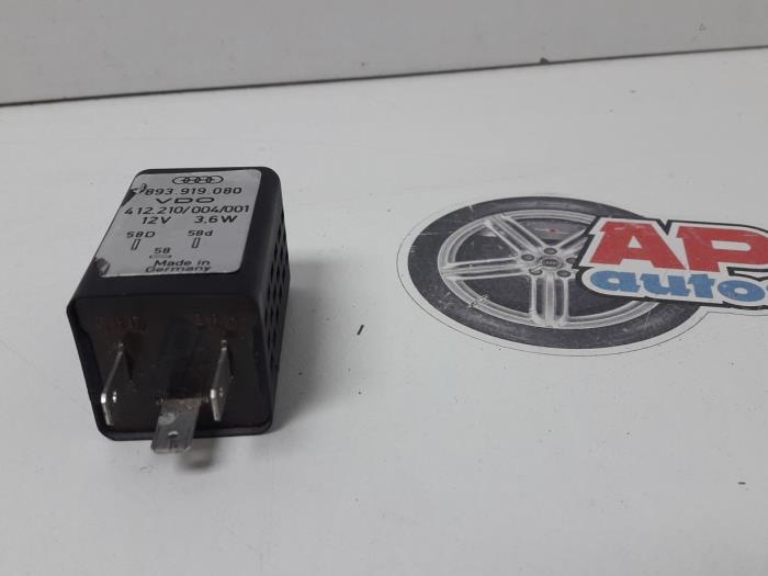 Gebruikte Computer Verlichting Audi Cabrio (B4) 2.3 E Prijs € 14,99 Margeregeling aangeboden door AP Auto's