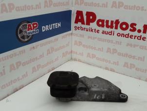 Gebruikte Motorrubber Audi A8 (D2) 2.8 V6 Quattro Prijs € 19,99 Margeregeling aangeboden door AP Autos